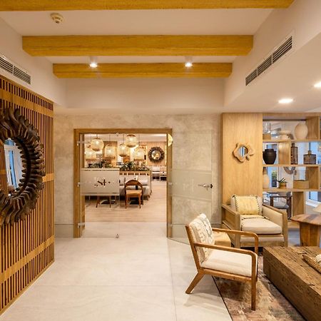 Hotel Serenity Timişoara Buitenkant foto